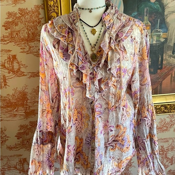 Sundance Ruffle Floral Blouse - Picture 3 of 9